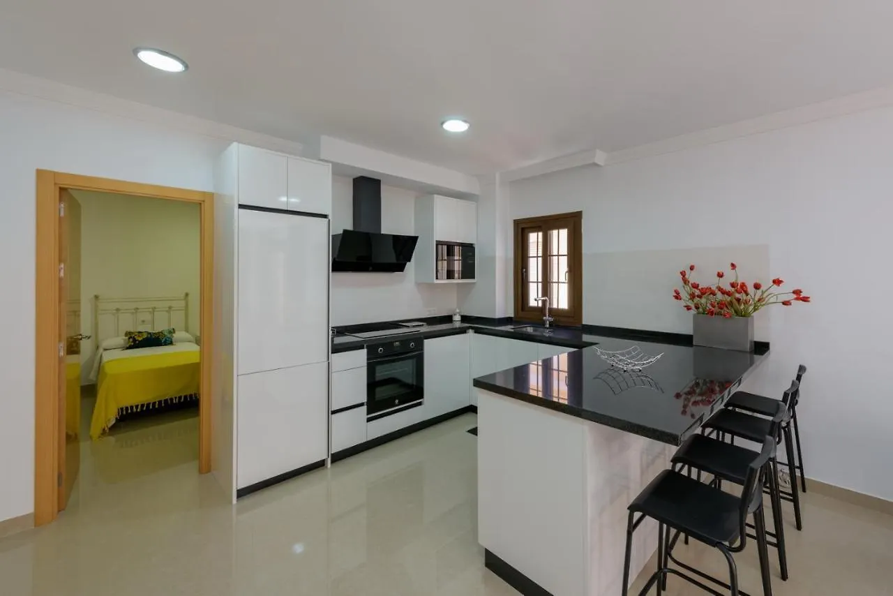 Apartamento Centrico Sibarys - 2 Dormitorios- Calle Pintada Nerja 0*,